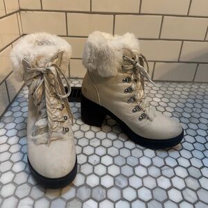 Women’s Esprit Off-White Fur-Lined Lace-Up Boots